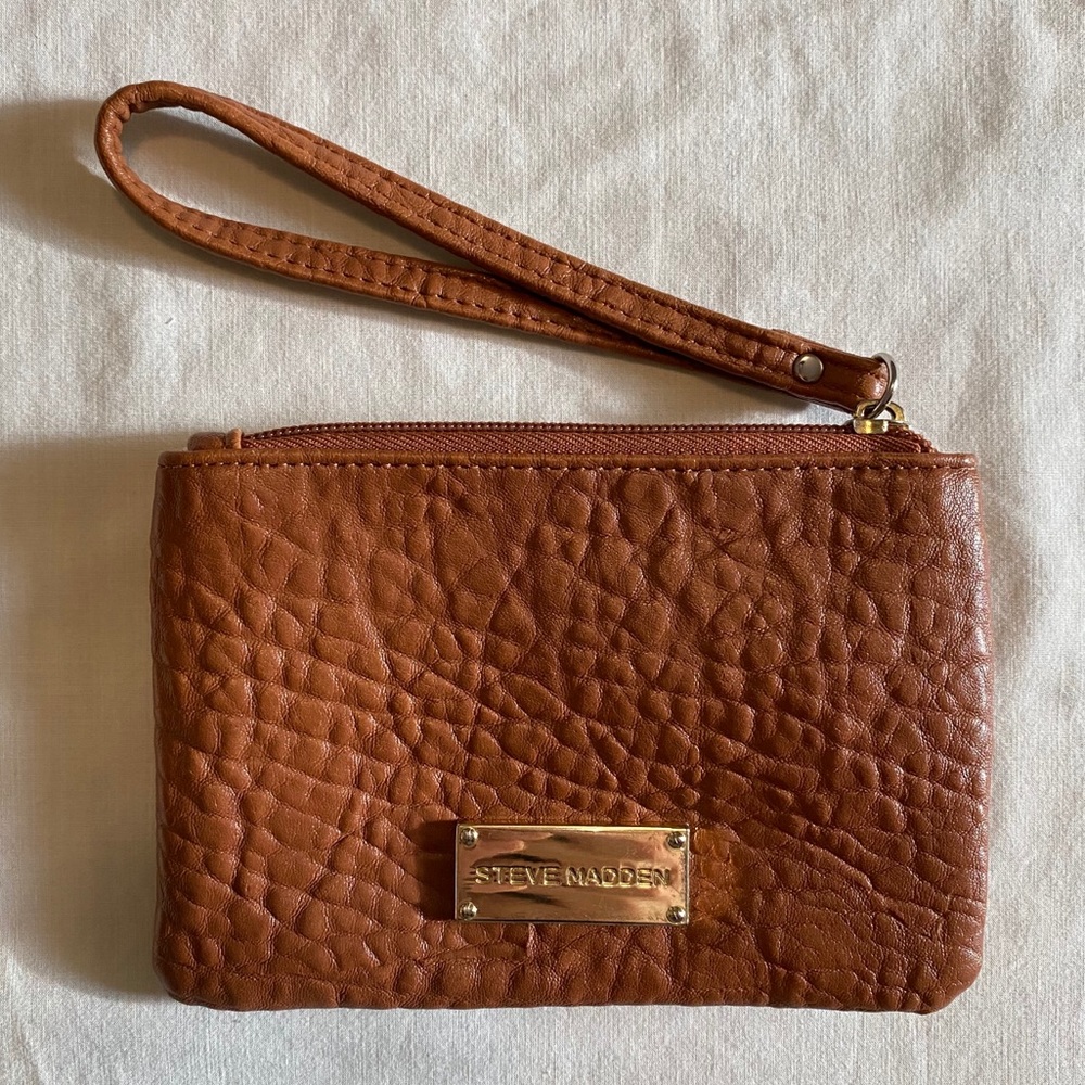 Steve Madden Wristlet